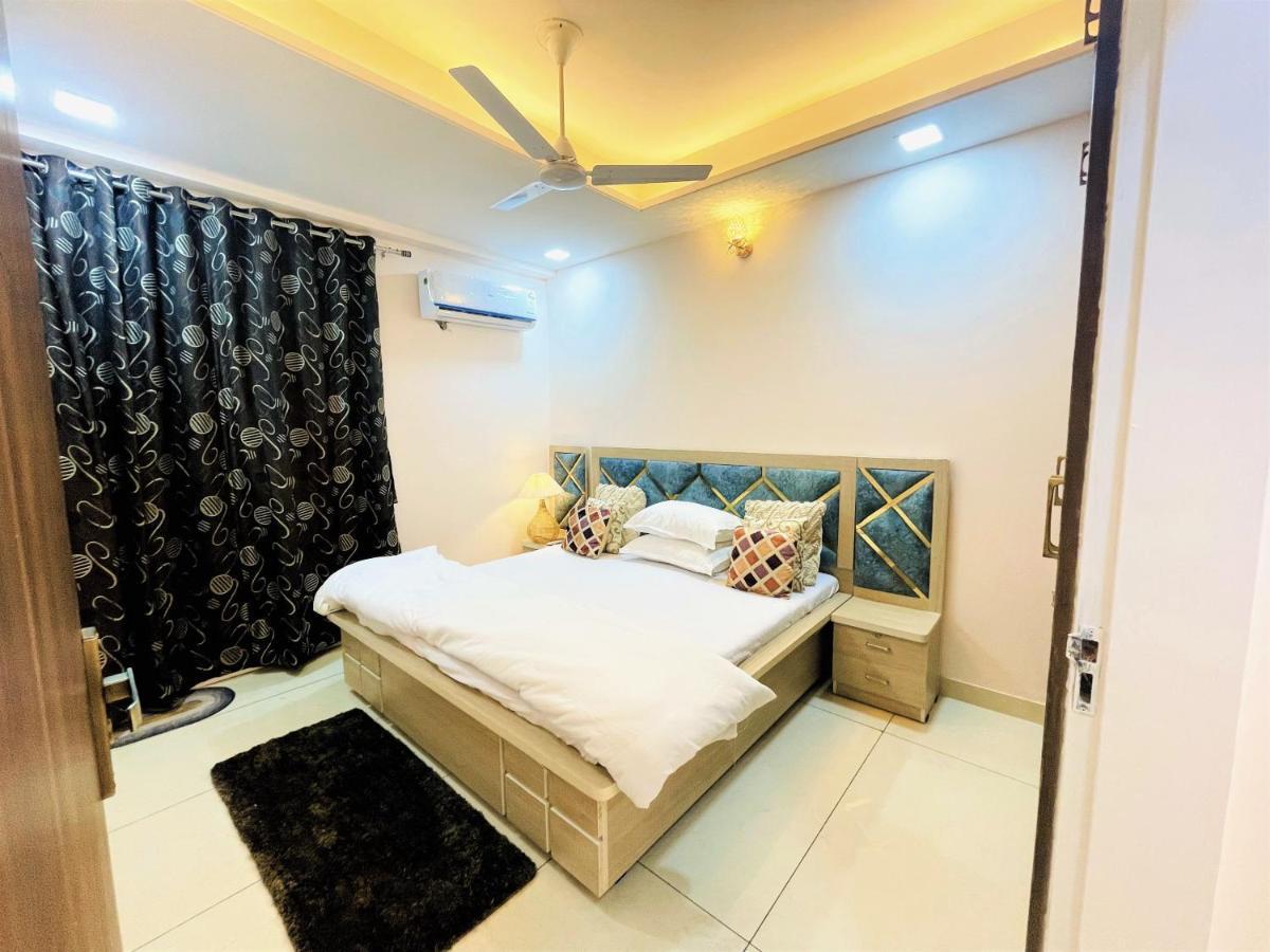 Airport Bliss Apartment+Balcony & Netflix + Prime Jaipur Exteriör bild