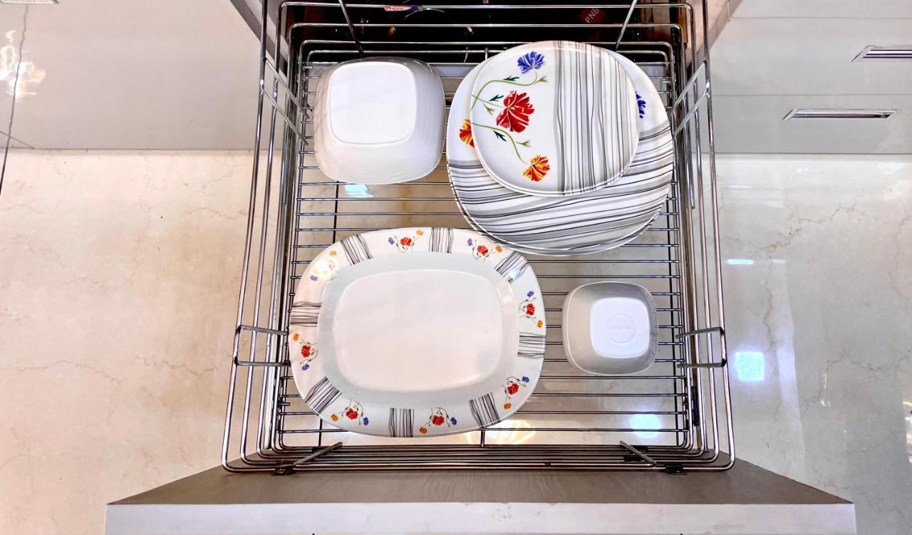 Airport Bliss Apartment+Balcony & Netflix + Prime Jaipur Exteriör bild